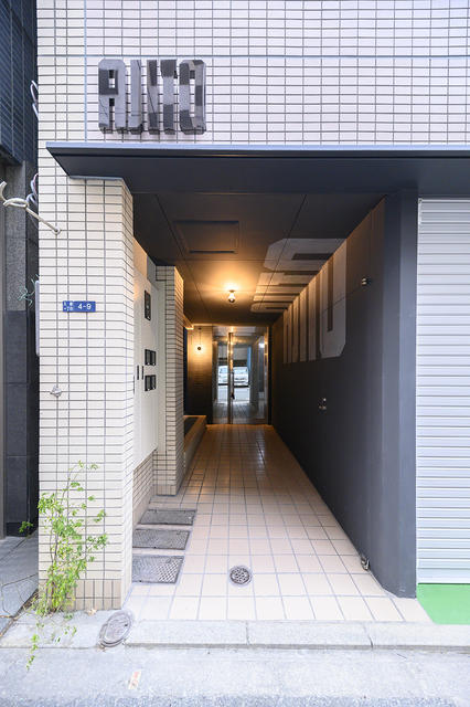 現地（外観）／正面エントランス