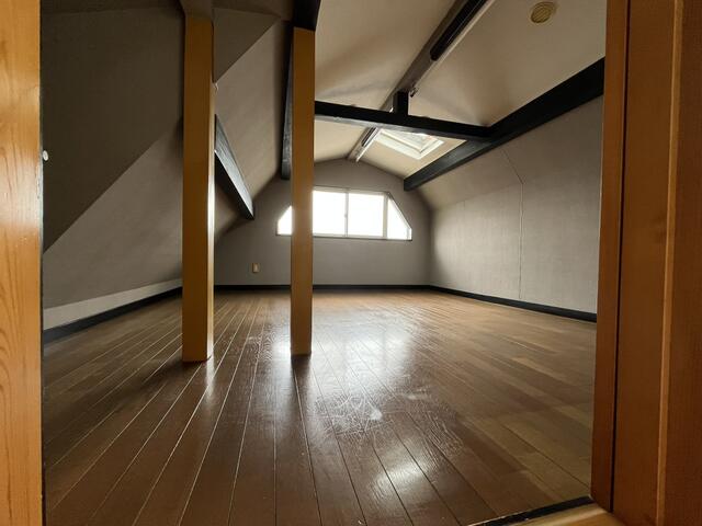 収納／小屋裏収納８．３帖