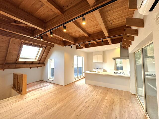 house for sale in 逗子市, Kanagawa | ¥42,800,000 | 3LDK | Akiyama house…