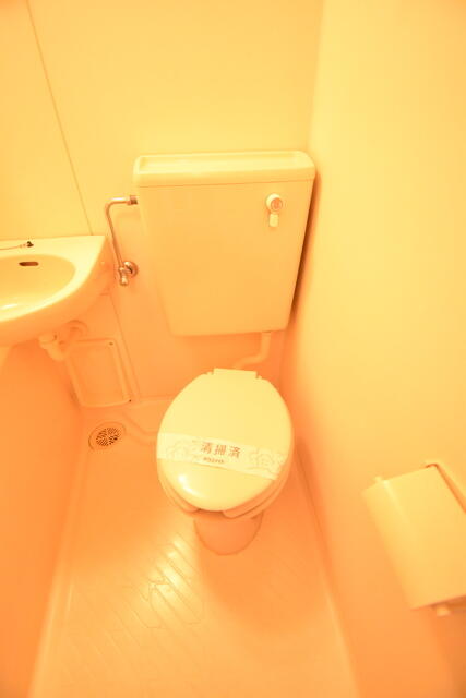 トイレ／★バスルーム内トイレ★