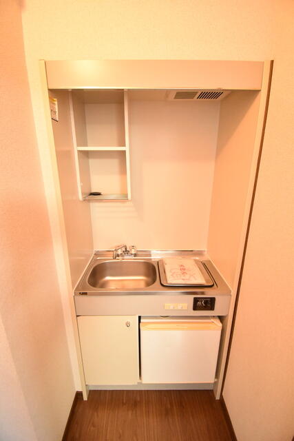 キッチン／★ミニ収納棚付のキッチン★