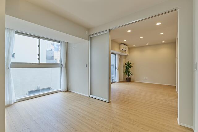 リビング以外の居室／洋室７．０帖