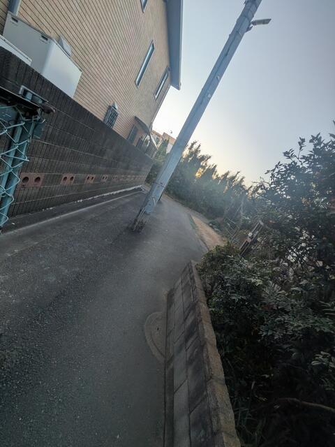 前面道路 (5m)