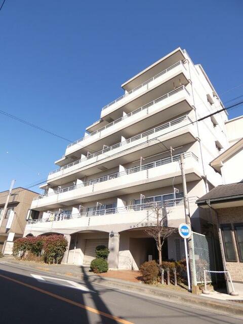 現地（外観）／重厚感のある鉄筋コンクリート造マンション。最上階ではないです