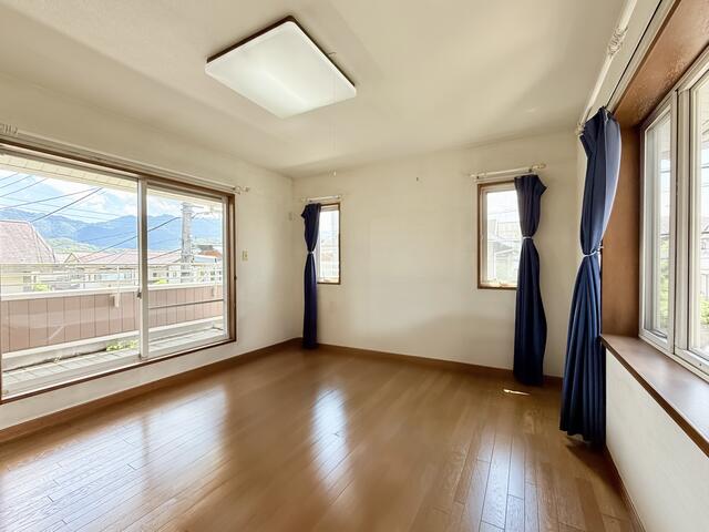 detached 山梨県上野原市コモアしおつ２丁目