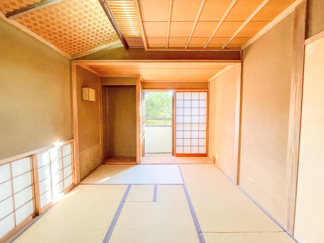 リビング以外の居室／洋には洋の、和には和の良さを発見する住まい／撮影日2024-12-22