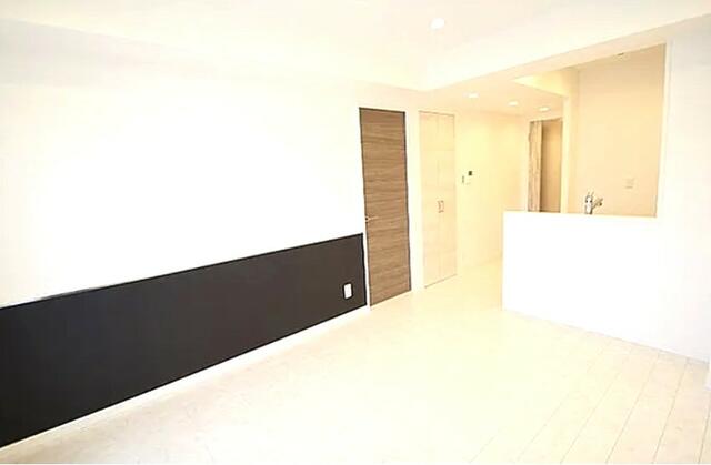 リビング／約１０．３帖ＬＤＫ　※２０２０年５月リノベーション時　　写真