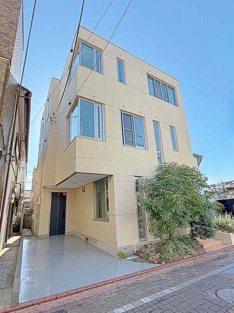 house for sale in 大田区, Tokyo | ¥210,000,000 | 5LDK | Akiyama house fi…