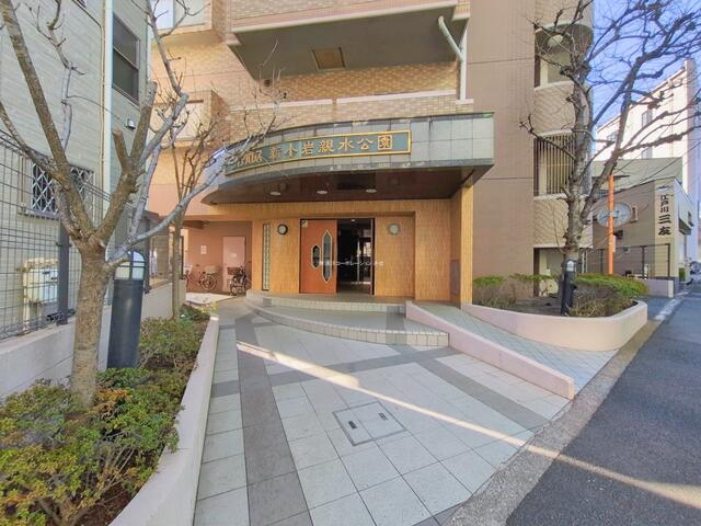 共用部エントランス／エントランス