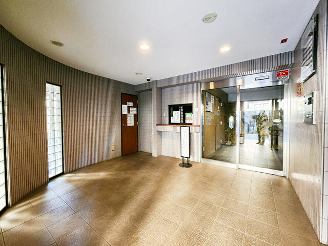 共用部エントランス／エントランスホール