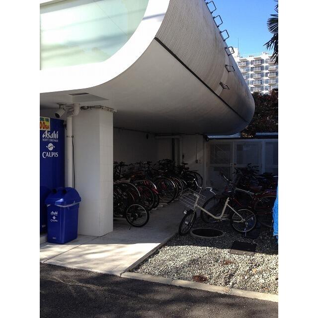 ラグゼナ東高円寺 2階 物件写真 9