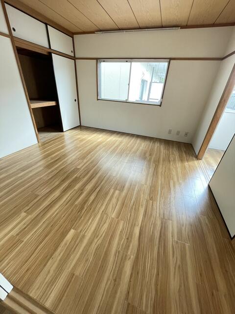 リビング以外の居室／洋室