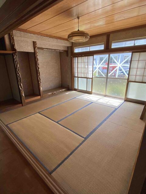 detached 秋田県にかほ市金浦字鳥長根 地図を見る