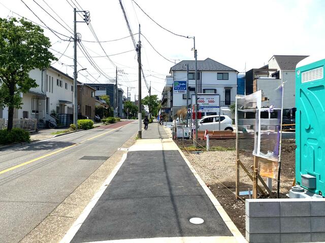 現地（外観）／◇車の通行が少ないので、静かな住環境を維持することができます