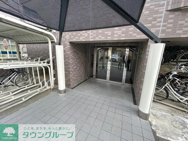 共用部エントランス／エントランス