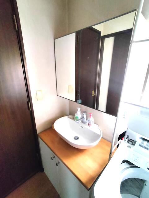 townhouse 東京都足立区西新井本町２丁目