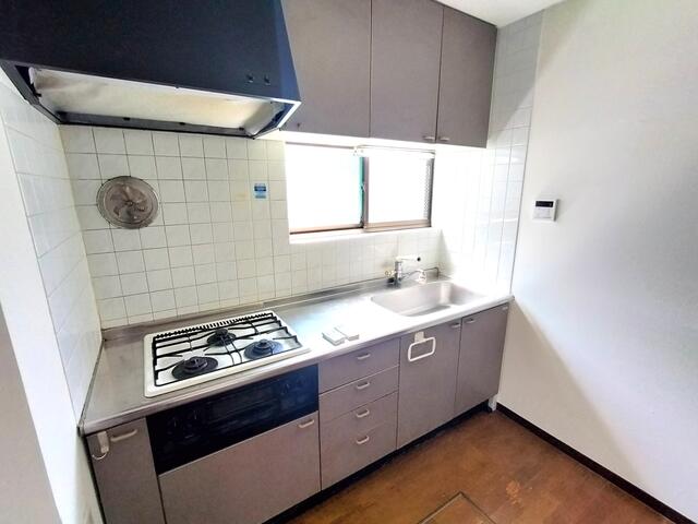 townhouse 東京都足立区西新井本町２丁目
