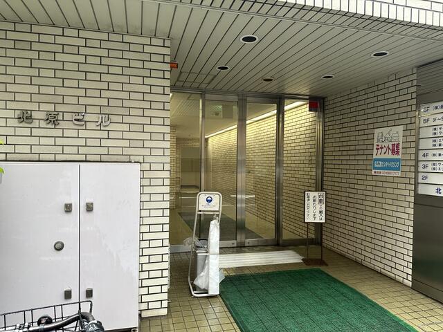 共用部エントランス／★機械警備あり（有料：セコム）