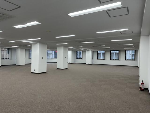 【２階】貸事務所（入館時間７：３０～１７：００までになります