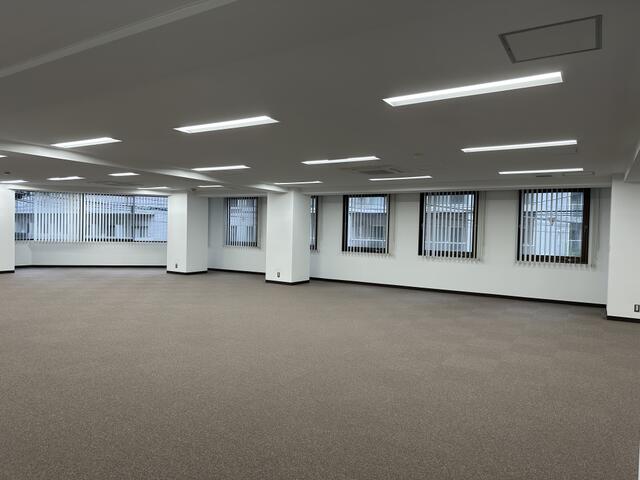 【２階】貸事務所（入館時間７：３０～１７：００までになります