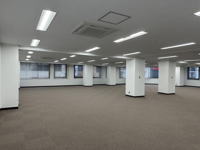 【２階】貸事務所（入館時間７：３０～１７：００までになります
