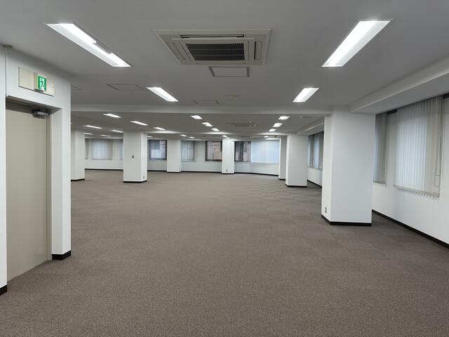 【２階】貸事務所（入館時間７：３０～１７：００までになります