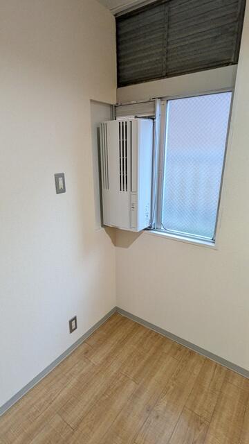 その他設備／冷暖房窓用エアコン