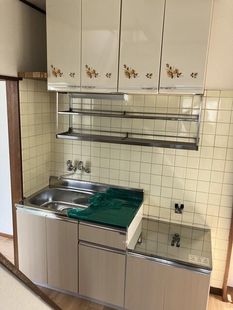 キッチン／コンパクトながら使い勝手の良いキッチンです♪