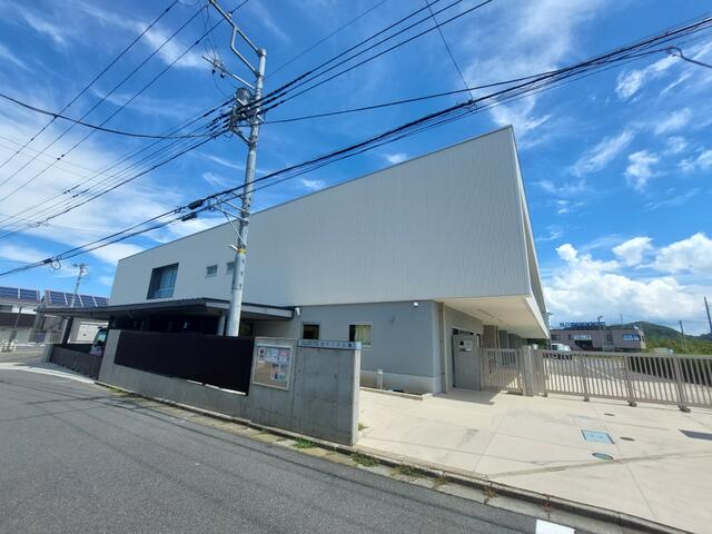 幼保連携型認定こども園岩戸こども園 (541m)