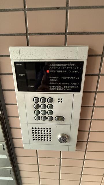 共用部エントランス／オートロック