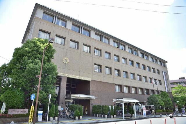 川崎市高津区役所 (650m)