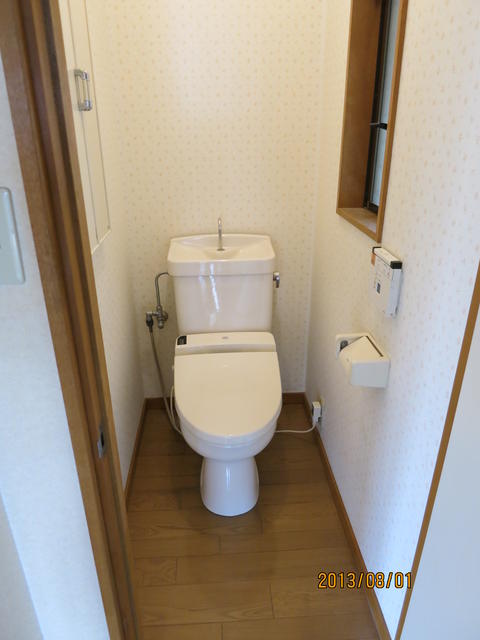 トイレ／ウォシュレット付