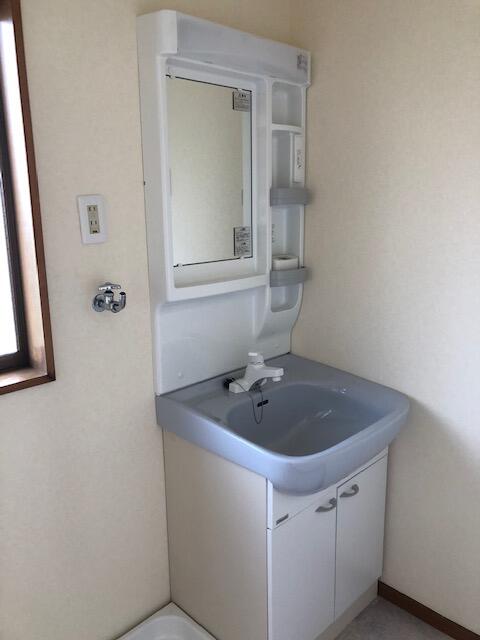 洗面台・洗面所／新規交換しました