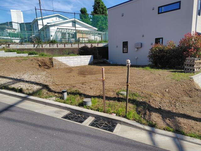 現地（外観）／建物建築前の土地写真
