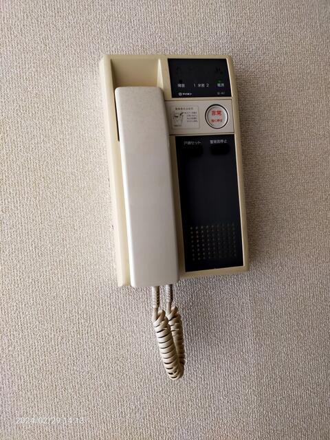 その他設備／インターホン　警報器付