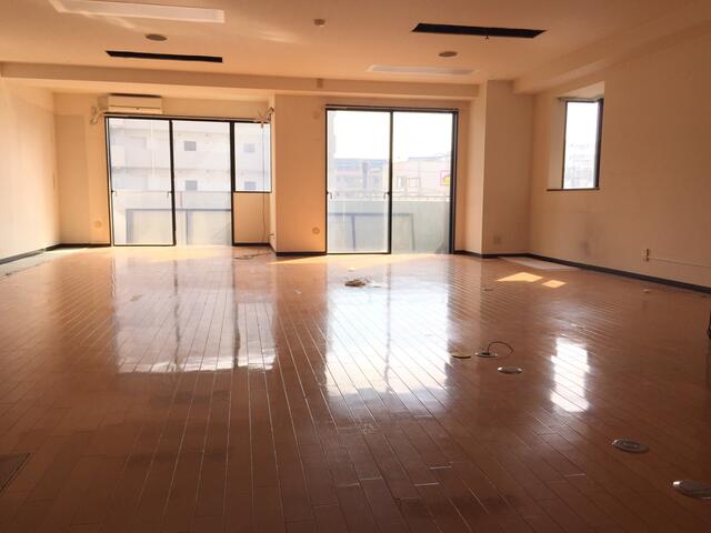 室内です（別角度）。