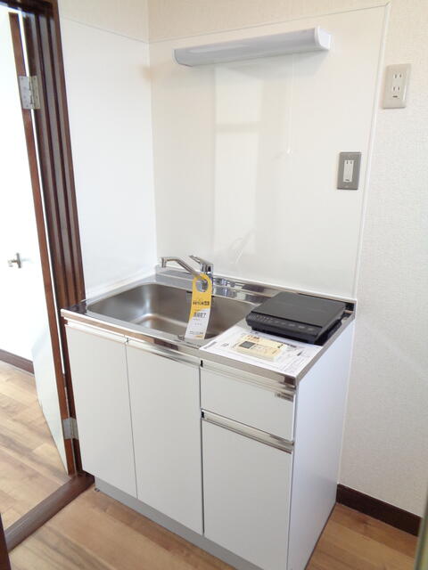 キッチン／流し台新品です