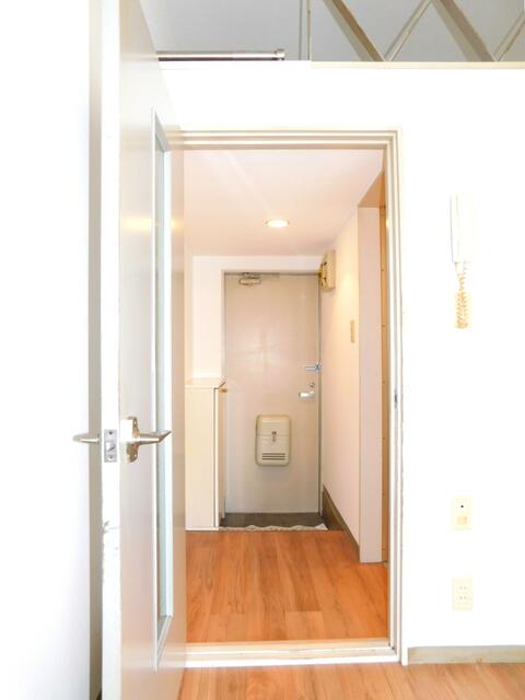 玄関／シューズボックスあります