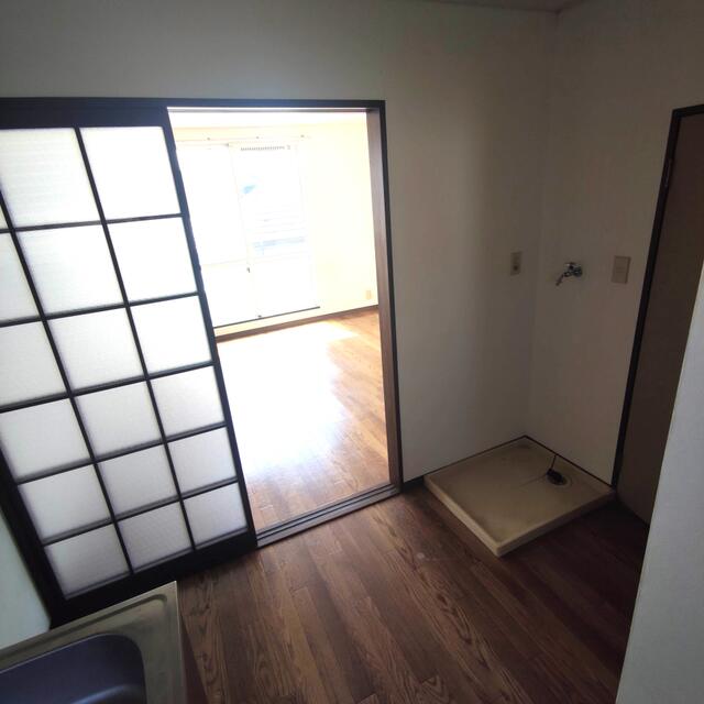 その他設備／洗濯機置場は室内です。