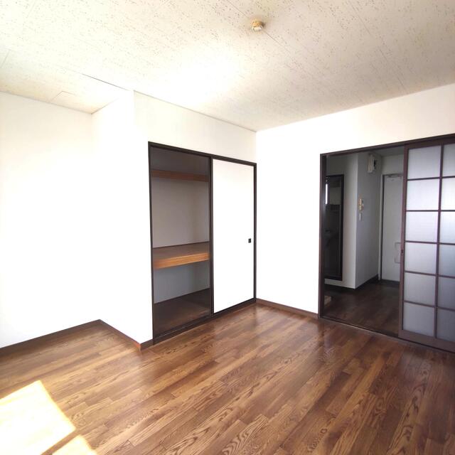 収納／収納スペースも一間分ありたっぷり♪