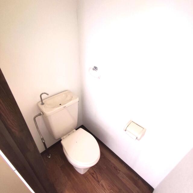 トイレ／個室トイレ