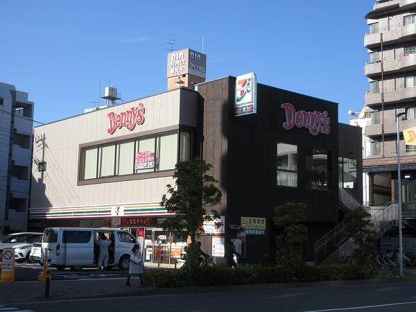 デニーズ武蔵小杉店 (449m)