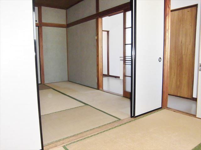 リビング以外の居室／和室３帖