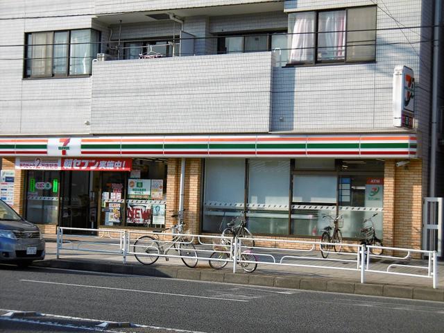 セブンイレブン横浜山手本牧通り店 (375m)