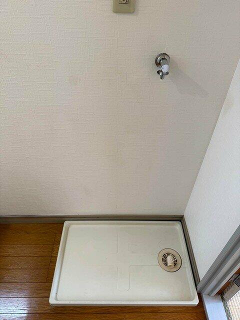 その他設備／キッチンスペースにある室内洗濯機置き場です♪防水パンが付いて