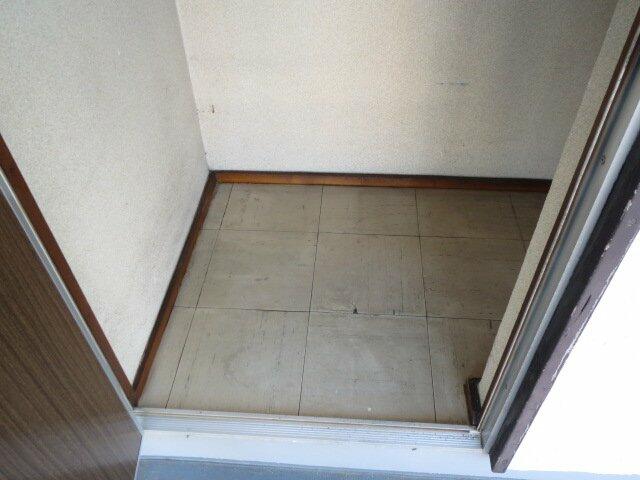 玄関／落ち着いた玄関です