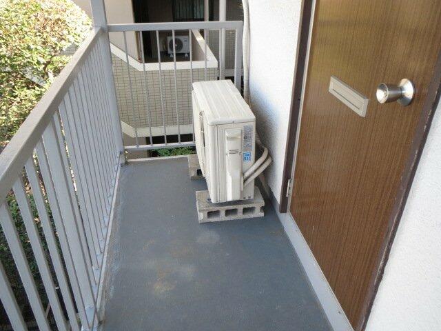 玄関／シンプルで使いやすい玄関です