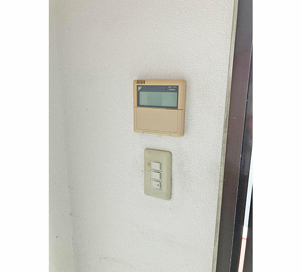 その他設備／エアコンのコントローラーです（残置物）