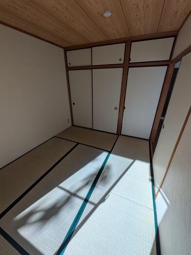 リビング以外の居室／写真は同タイプ他部屋　現況優先