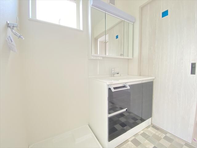 detached 神奈川県三浦市三崎町小網代